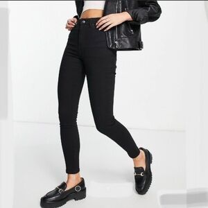TOPSHOP Moto Jaime Jeans: Black, Skinny, High Wais, Ankle-Grazing Hem